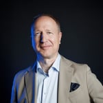 simon-hefti-bio-pic